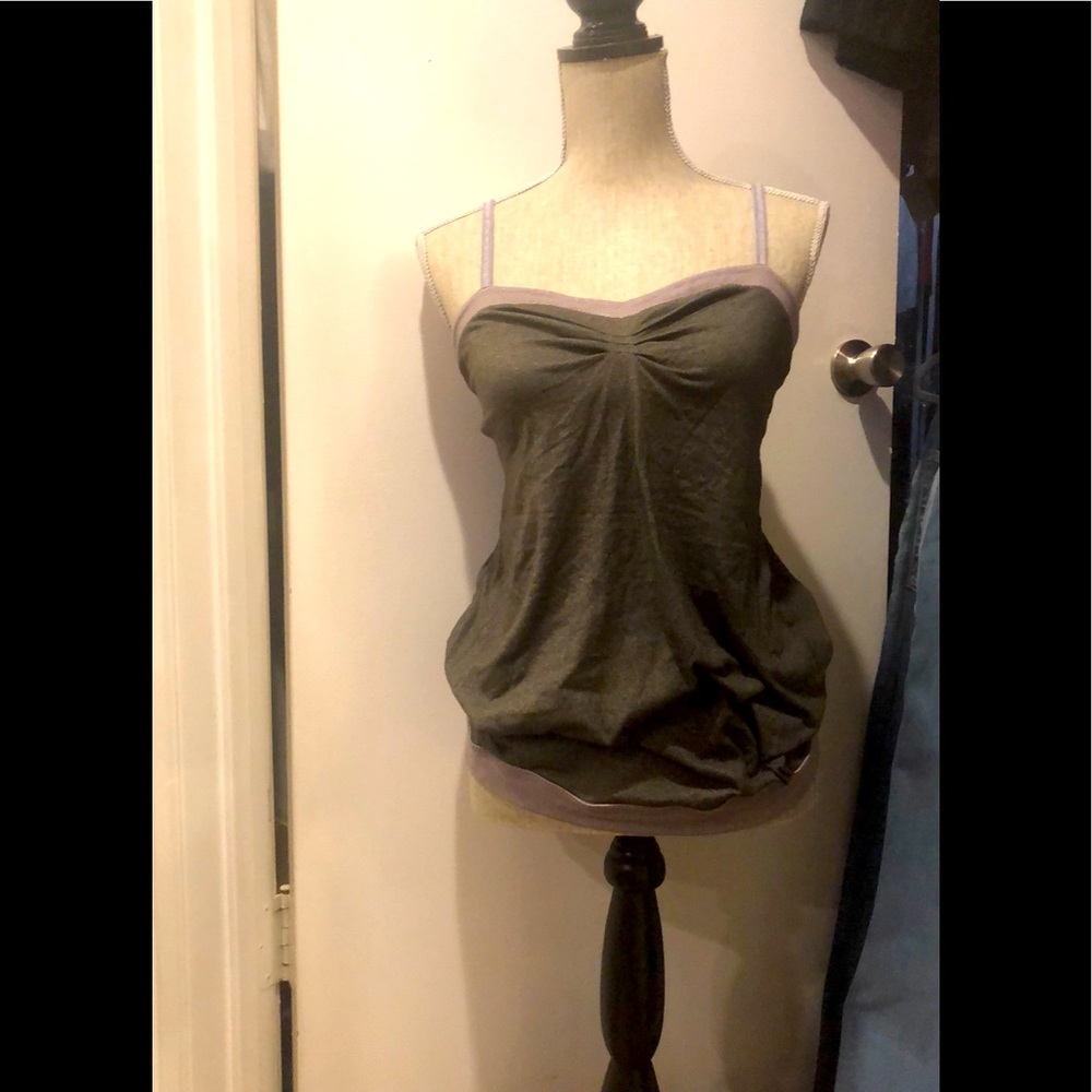 Lululemon workout tank top shirt 8